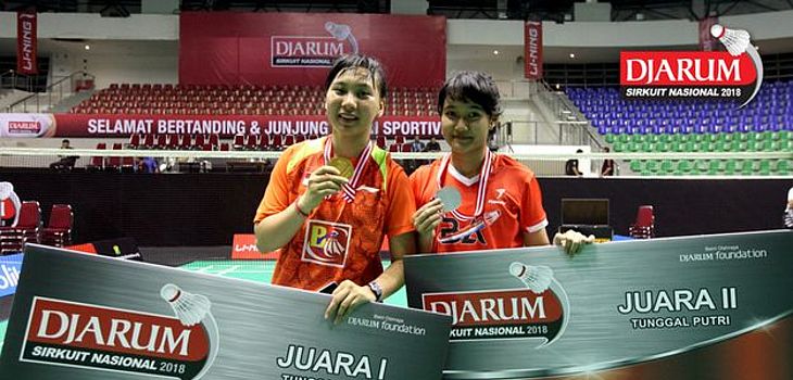 Juara dan Runner Up Tunggal Dewasa Putri Gabriela Meilani Moningka dan Wulan Cahya Utami Suko Putri (Berkat Abadi)